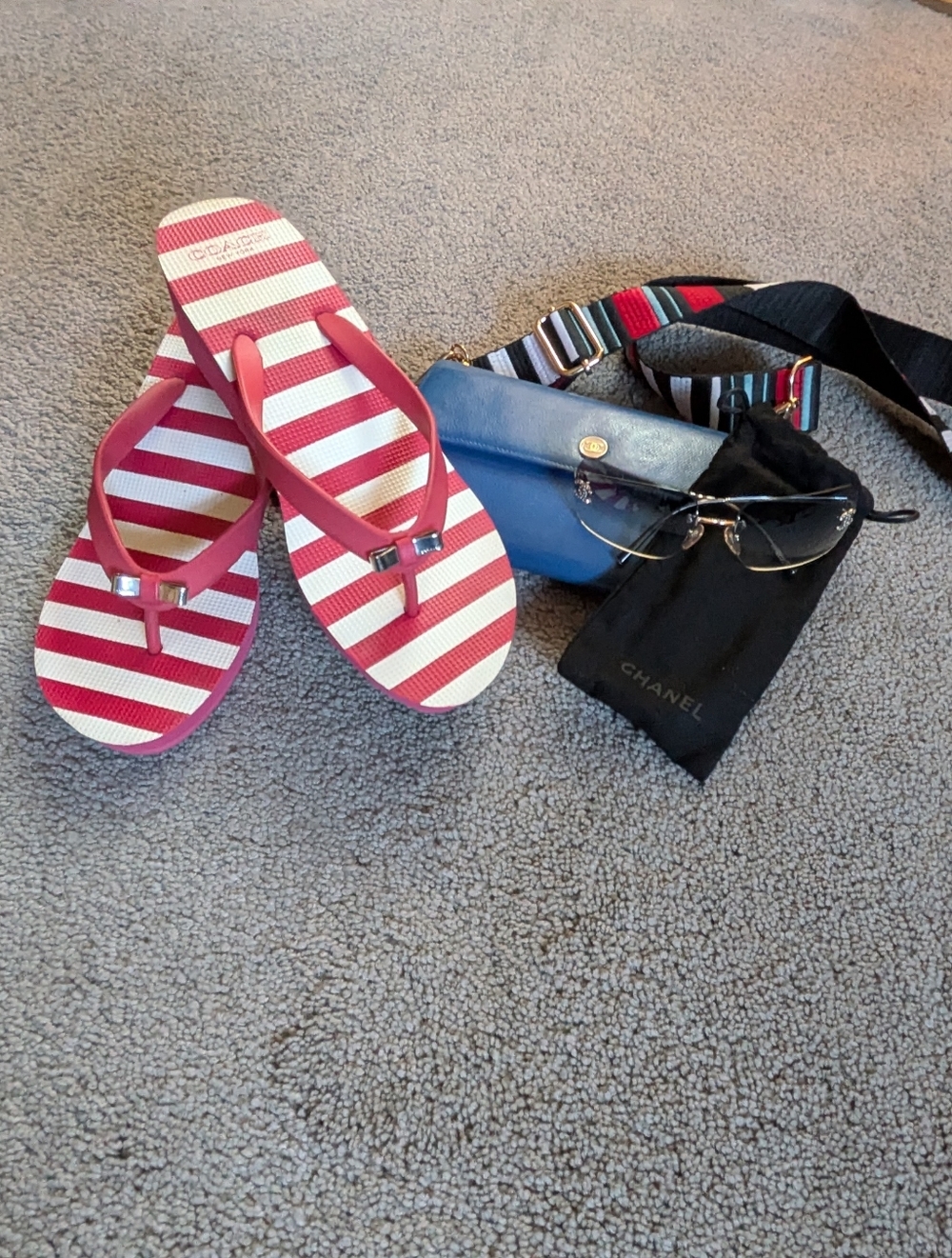 Coach New York Wedge Thong Sandals